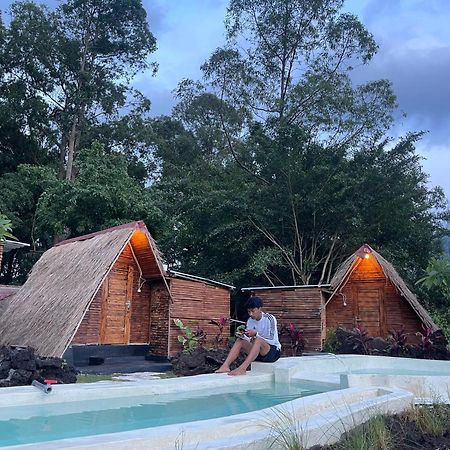 Hotel Triangular House And Hot Spring à Kubupenlokan Extérieur photo