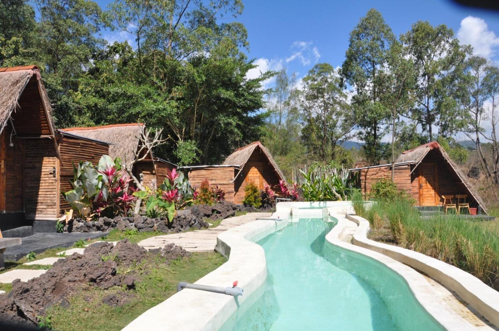 Hotel Triangular House And Hot Spring à Kubupenlokan Extérieur photo